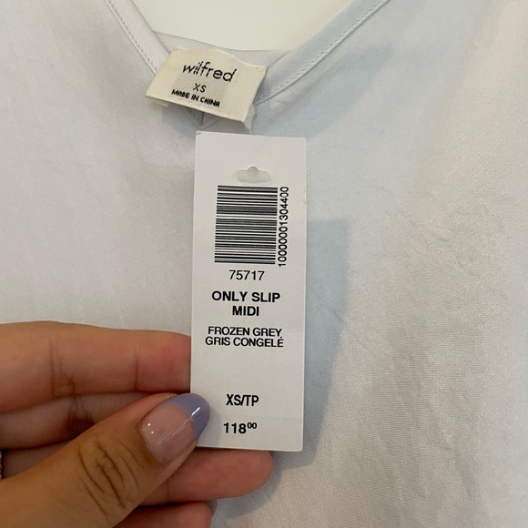 Aritzia only slip midi dress XS - Picture 2 of 2